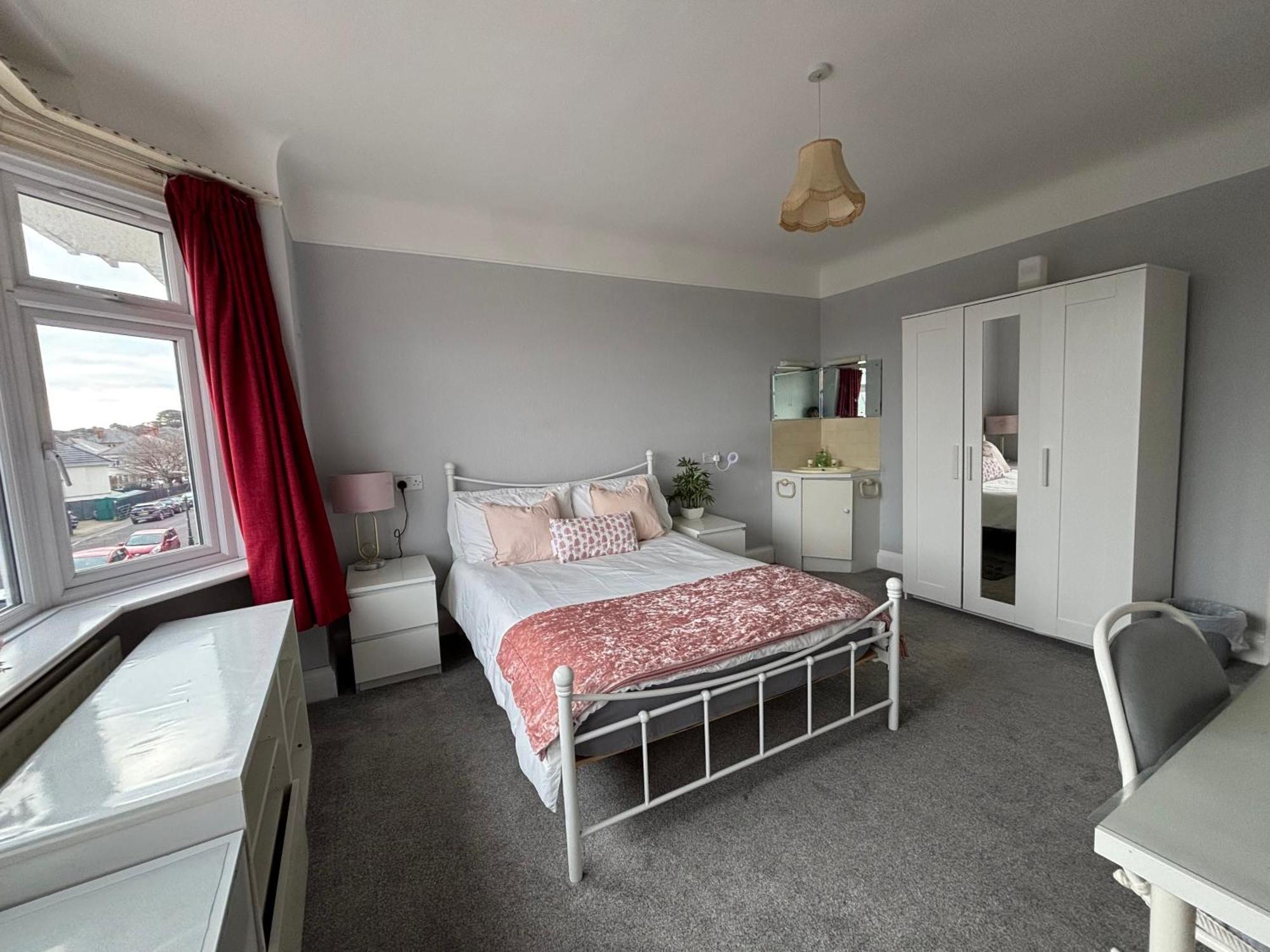 Winton House Home Stay Bournemouth Bagian luar foto